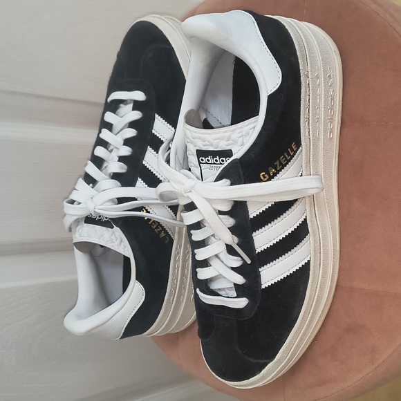 Adidas Gazelle Bold Shoes Size 8.5 - Picture 4 of 8